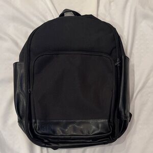 BEIS The Travel Backpack
in Black